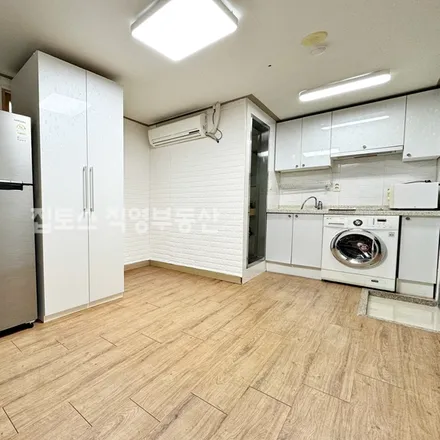 Image 1 - 서울특별시 관악구 봉천동 44-2 - Apartment for rent