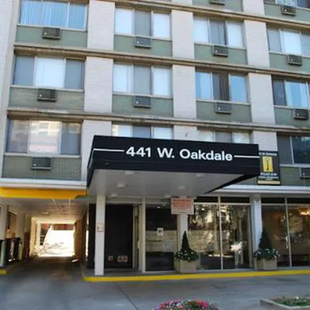 Rent this 1 bed apartment on 440 West Oakdale Avenue in Chicago, IL 60657