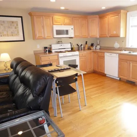 Image 3 - 36 Partridge Avenue, Somerville, MA, US - Townhouse for rent