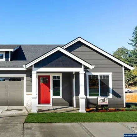 Buy this 3 bed house on 5619 Sarah Renee Avenue Southeast in Salem, OR 97306