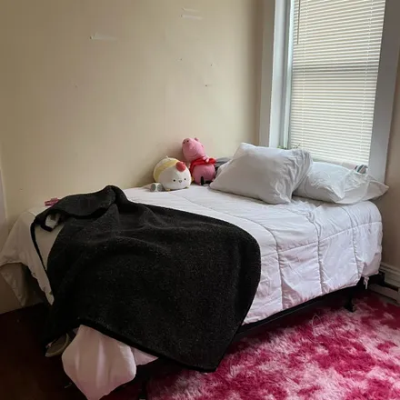 Rent this 1 bed room on 881 Huntington Avenue in Boston, MA 02120