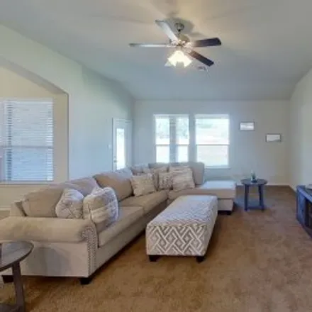 Image 1 - 5701 Beckon Falls Drive, Waco - Apartment for sale