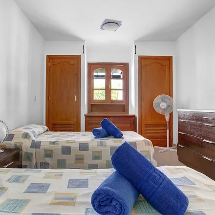 Image 8 - Playa Blanca, Avenida marítima, 35580 Yaiza, Spain - Apartment for rent