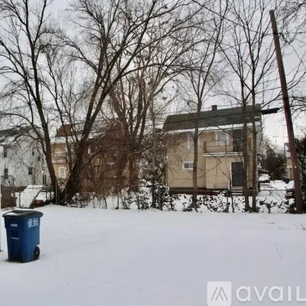 Image 4 - 1912 Parkdale Avenue - House for rent