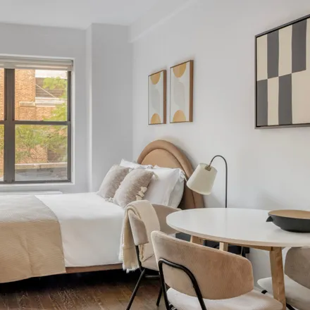 Rent this studio apartment on Sweetgreen in 2460 Broadway, New York