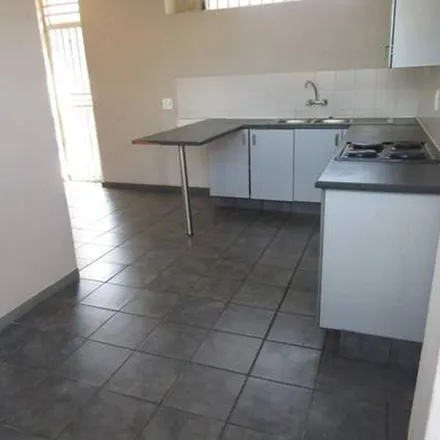 Image 6 - unnamed road, Rossmore, Johannesburg, 2001, South Africa - Apartment for rent