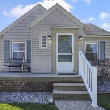 Buy this 3 bed house on 1237 Schreier Road in Rossford, Wood County