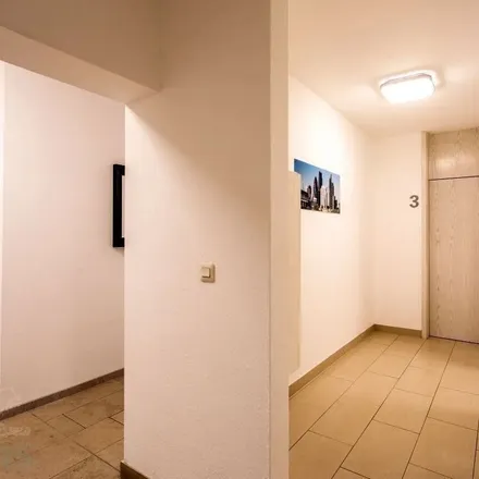 Image 5 - Kelsterbacher Straße, 60528 Frankfurt, Germany - Apartment for rent