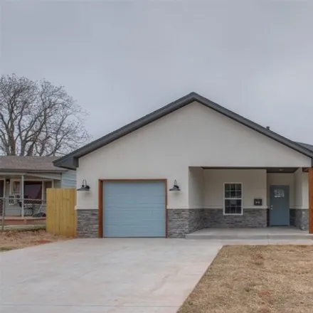 Buy this 4 bed house on 611 Southwest 28th Street in Moore, OK 73160