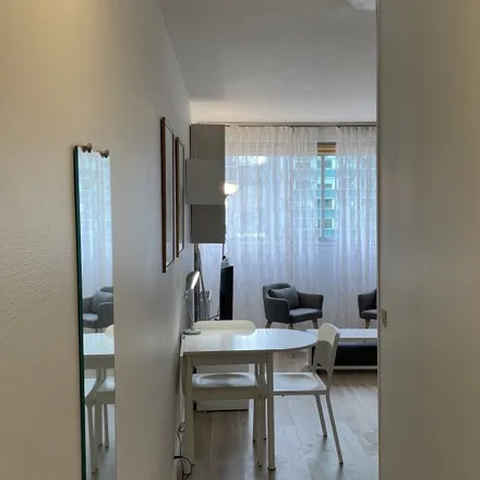 Image 3 - Tour CGI, Place des Reflets, 92400 Courbevoie, France - Apartment for rent