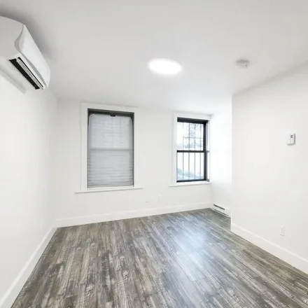Image 5 - 719A Monroe Street, New York, NY 11221, USA - Apartment for rent