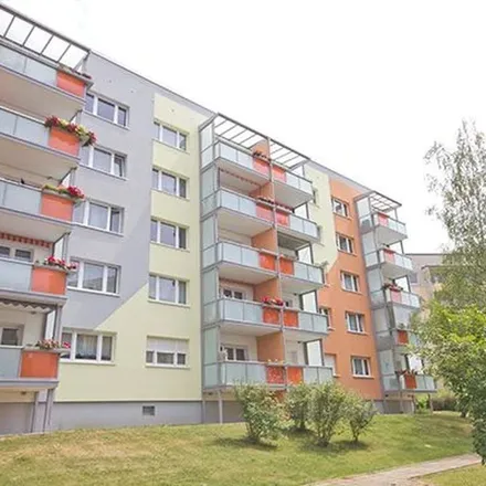 Rent this 3 bed apartment on Ufaer Straße 13 in 06128 Halle (Saale), Germany