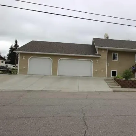 Rent this 3 bed duplex on 497 Slater Drive in Fairbanks, AK 99701