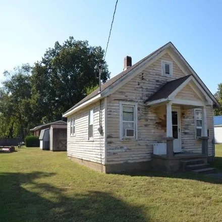 Image 2 - 160 Mann Street, Bernie, Stoddard County, MO 63822, USA - House for sale