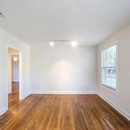 Image 7 - 900 Patterson Ave, Austin, Texas, 78703 - House for rent
