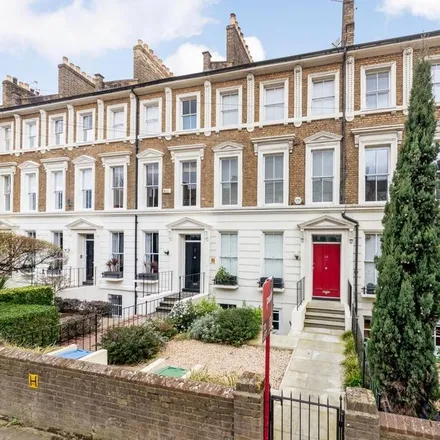 Rent this 4 bed townhouse on Nile Terrace in Trafalgar Avenue, London