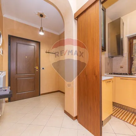 Image 6 - Via Avezzano 11, 67100 L'Aquila AQ, Italy - Apartment for rent