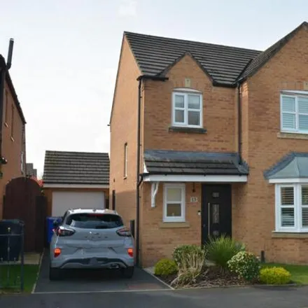 Buy this 3 bed house on 10 Baroness Road in Audenshaw, M34 5EW
