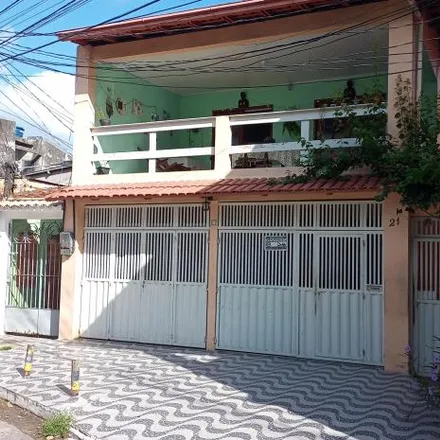 Buy this 1studio house on Avenida Pedro Álvares Cabral 1182 in Umarizal, Belém - PA