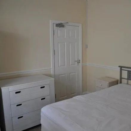 Image 4 - Kilvey Terrace, Swansea, SA1 8BA, United Kingdom - Room for rent