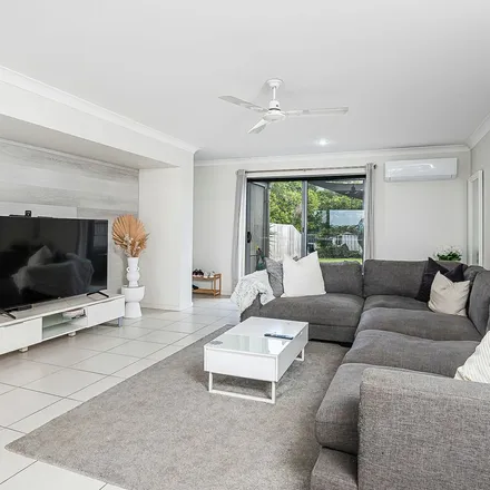Image 9 - Bidmead Circuit, Pimpama QLD 4209, Australia - Apartment for rent