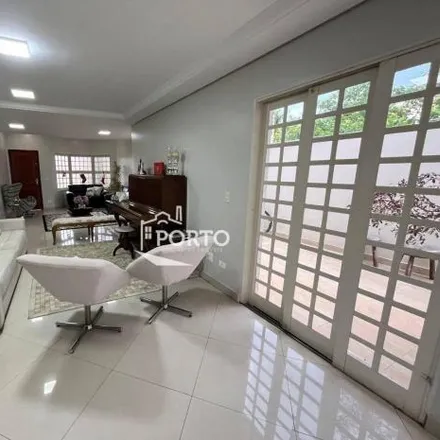 Buy this 4 bed house on Rua Lydia Santoro Gonçalves Ferreira in Morato, Piracicaba - SP