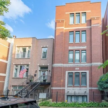 Buy this 2 bed condo on 1345 W Fillmore St Apt 3 in Chicago, Illinois
