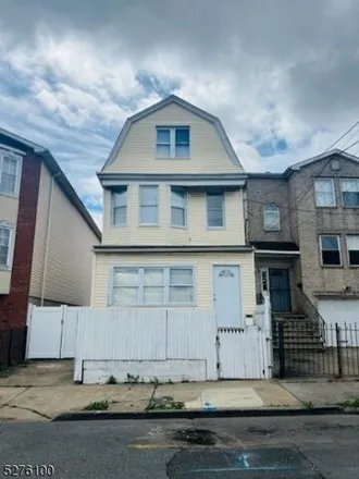 Image 3 - 124 Hawthorne Ave, Newark, New Jersey, 07112 - House for sale