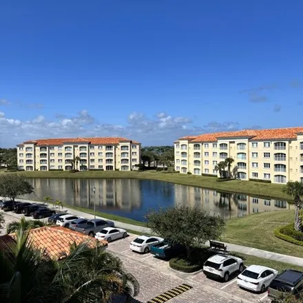 Image 2 - 35 Harbour Isle Drive, Fort Pierce, FL 34949, USA - Condo for rent