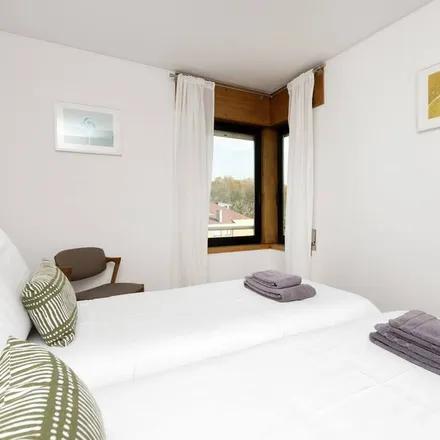 Rent this 3 bed apartment on 4200-193 Distrito de Leiria