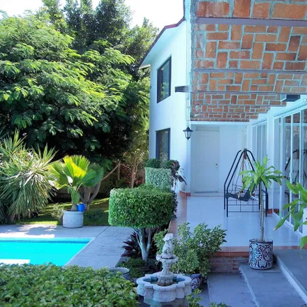 Buy this studio house on Calle Vicente Guerrero in 62909 Tequesquitengo, MOR