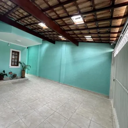 Rent this 3 bed house on Rua Altamiro de Souza Lemos in Barranco, Taubaté - SP