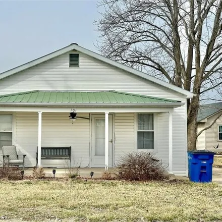 Buy this 2 bed house on 121 West Walnut Street in Desloge, St. Francois County