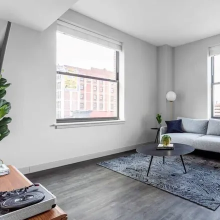 Rent this studio apartment on Cincinnati in OH, 45202