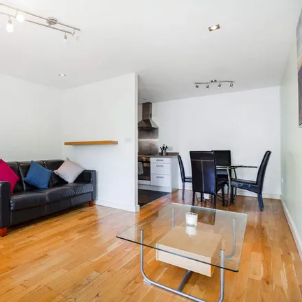 Rent this 1 bed apartment on 9 Victoria Terrace in Leeds, LS3 1BX