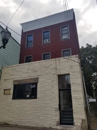 Rent this 3 bed house on La Casa Supermarket in 6700 Park Avenue, West New York