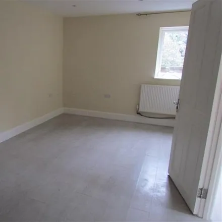Rent this studio apartment on Bedfont Close in London, TW14 8LE