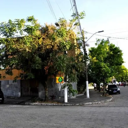 Buy this 3 bed house on Avenida Espírito Santo in Jardim Primavera, Caraguatatuba - SP