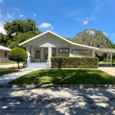 Buy this 3 bed house on 125 Avenue E Southeast in Winter Haven, FL 33880