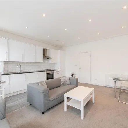Image 9 - 28, 30 Mountfield Road, London, N3 3NP, United Kingdom - Apartment for rent
