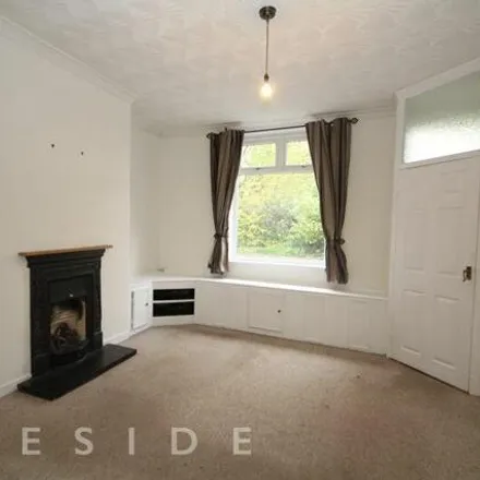 Image 2 - Crowneast Street, Rochdale, OL11 5EX, United Kingdom - Townhouse for sale