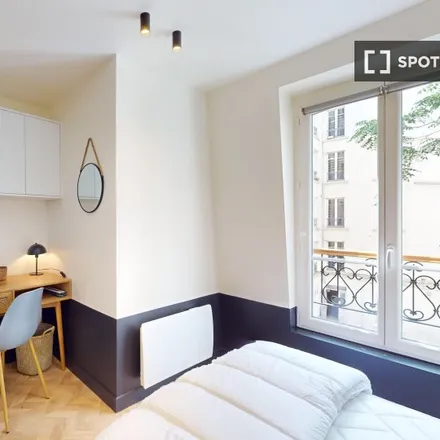 Image 2 - 28 Rue Hermel, 75018 Paris, France - Room for rent