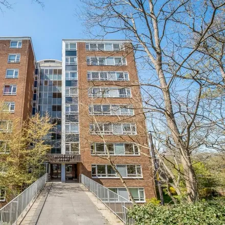 Image 5 - Glenhurst Court, Dulwich Wood Park, Upper Sydenham, London, SE19 1SR, United Kingdom - Apartment for rent