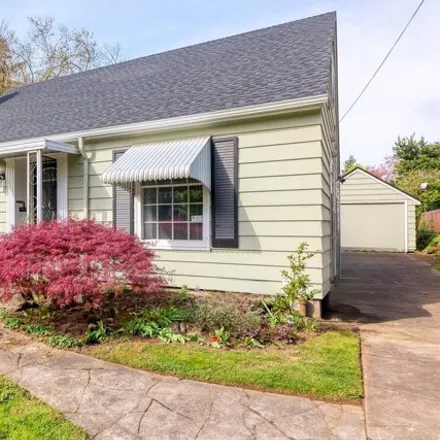 Buy this 4 bed house on 4027 Northeast 19th Avenue in Portland, OR 97212