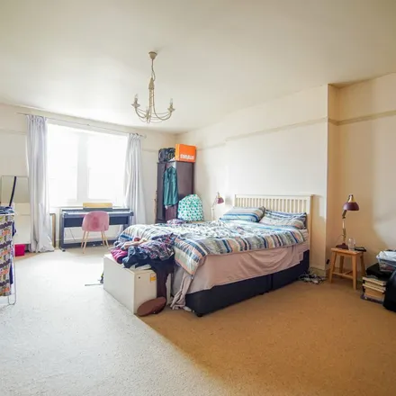 Image 7 - 36 Saint Johns Road, Bristol, BS8 2HG, United Kingdom - Apartment for rent