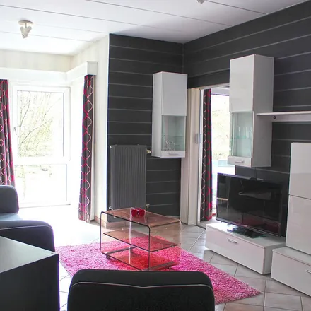 Rent this 2 bed apartment on Avenue de Villez 13 in 6980 Cielle, Belgium