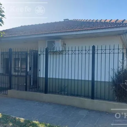 Buy this 2 bed house on Larrea 191 in Quilmes Este, 1877 Quilmes