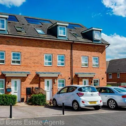 Buy this 3 bed townhouse on 14 Wisbech Close in Runcorn, WA7 1XY