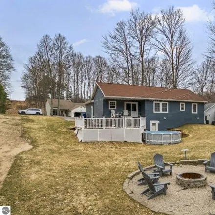 Image 7 - 367 Eden Street, Kingsley, Grand Traverse County, MI 49649, USA - House for sale