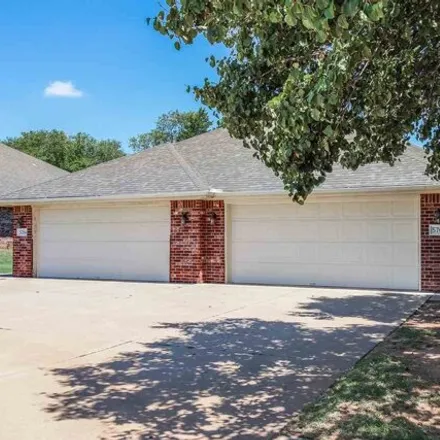 Image 2 - 5702 W 7th Avenue W 7th Ave Unit 5704, Stillwater, Oklahoma, 74074 - House for sale